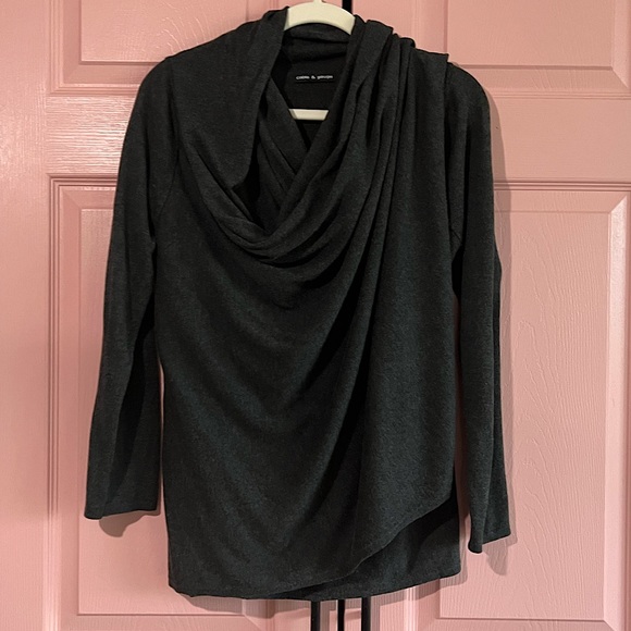 ✨EUC✨Cable & Gauge Gray Wrap Sweater - One Size Fits Most : Womens SM - XL. - Picture 3 of 5